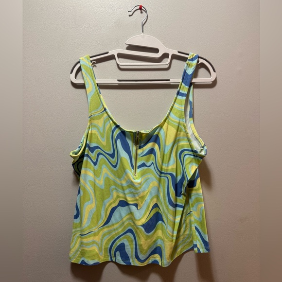 Rue21 Tops - Vibrant Swirl Patterned Tank Top